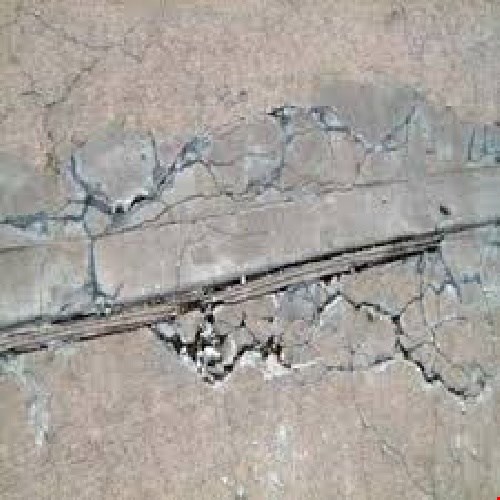 مقاله علل فرسودگي و تخريب سازه هاي بتني