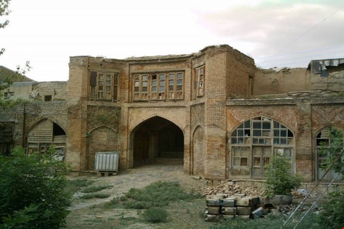 پاورپوینت  مرمت کاروانسرای حسین خانی همدان ۱۵۹ اسلاید