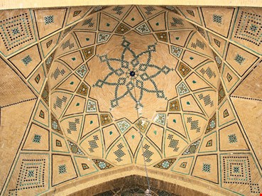 هندسه در معماری اسلامی  ۸۰  اسلاید 