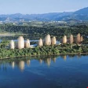 پاورپوینت نقد و تحلیل مرکز فرهنگی ژان ماریو تیجیبائو