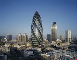 پاورپوینت دفترمرکزی شرکت سوئیس ری- نورمن