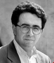 پاورپوینت زندگینامه و آثار معماری سانتیاگو کالاتراوا ۹۵ اسلاید  