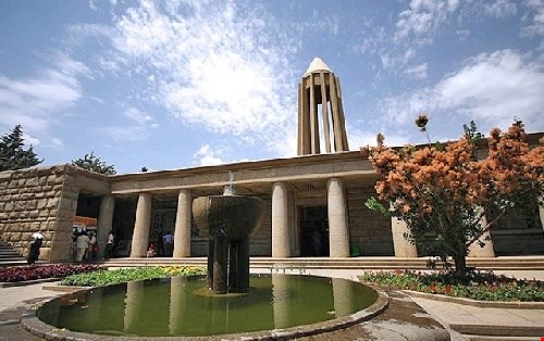 مقاله بررسی عوامل اقلیمی در استان همدان 19 ص