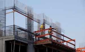 بررسی رفتارخمشی تیرهای بتنی مسلح سبک وزن Oil palm shell